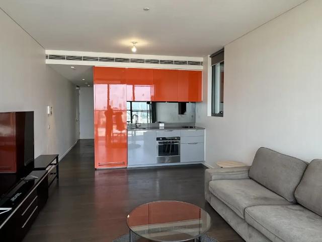 LEVEL 21 | MODERN & FURNISHED ONE BEDROOM WITH STUNNING CITY VIEWS | BILLS INCLUDED | @ CENTRAL PARK