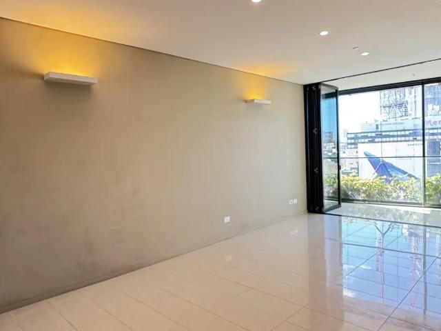 LEVEL 27 | MODERN & STUNNING VIEWS ONE BEDROOM WITH A BIG LIVING IN THE CENTRAL PARK