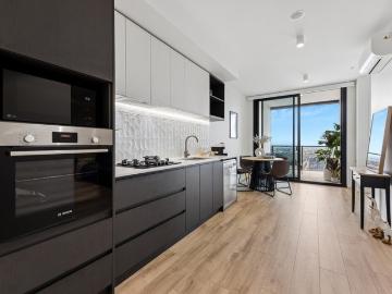 Adelaide, South Australia - Balcony, Equipped kitchen