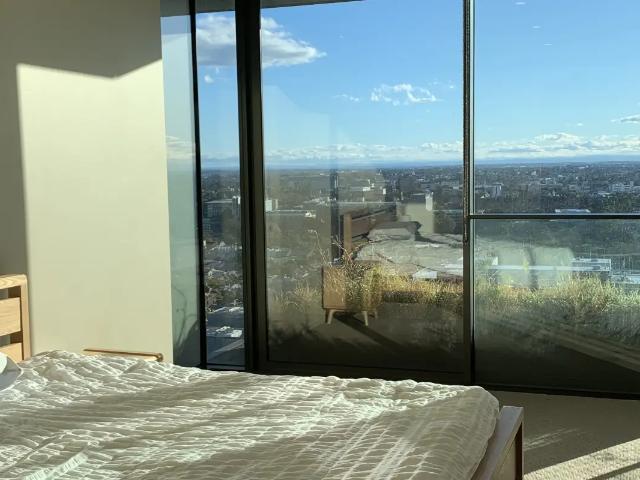 LEVEL 25 | MODERN & FURNISHED STUDIO WITH STUNNING VIEWS | BILLS INCLUDED | @ CENTRAL PARK