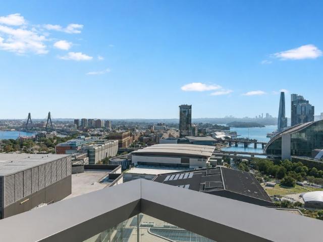 Level 28 I Harbour View I North Facing