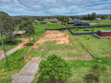 Level block in North Canowindra