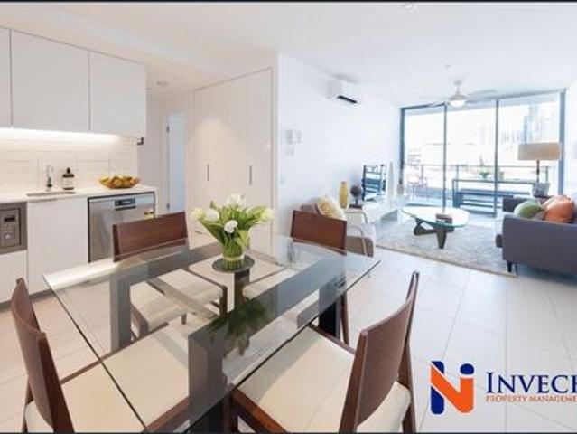 Level Modern One Bedroom Apartment City View & Balcony for Rent