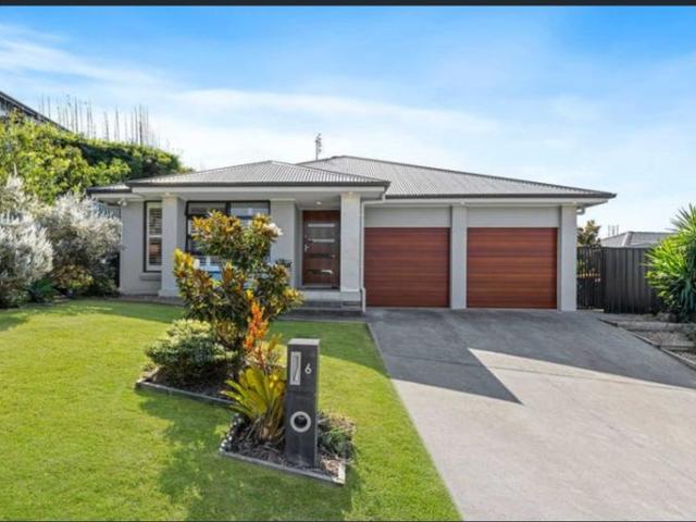 Level, private & beautifully presented!