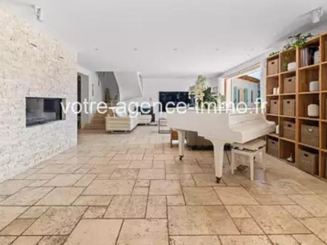 Levens 06670 Achat / Vente maison 6 pièces t6 piscine