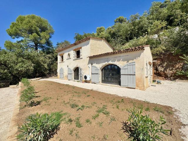 LEVENS, villa 4 pièces garage et terrain attentant