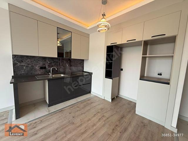 LEVENT'TEN CRYSTAL TOWER VADİ 2+1, 75 M2 GÜNEY CEPHE FULL ŞEHİR MANZARALI ASANSÖRLÜ MERKEZİ KONUMDA
