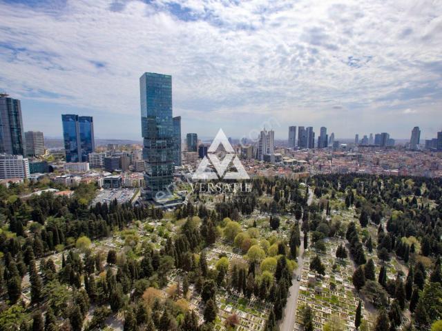 Levent Metrocity'de Boğaz Manzaralı 4.5+1 Satılık Daire