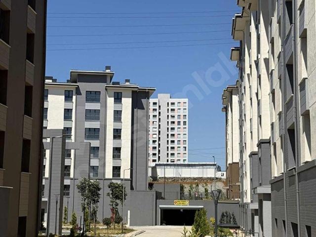 LEVENTOĞLU 3.ETAPTA YENİ ETAP TOKİ KİRALIK METRO DİBİ