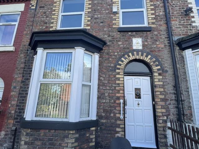 Lever Terrace, Birkenhead CH42 2 bed terraced house to rent £750 pcm £173 pw