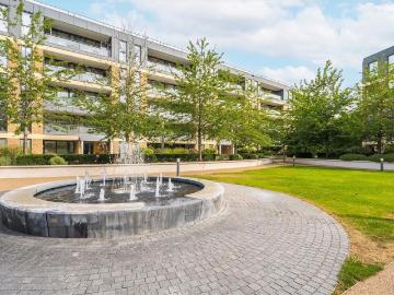 Levett Square, Kew TW9 1 bed flat to rent £2,200 pcm £508 pw