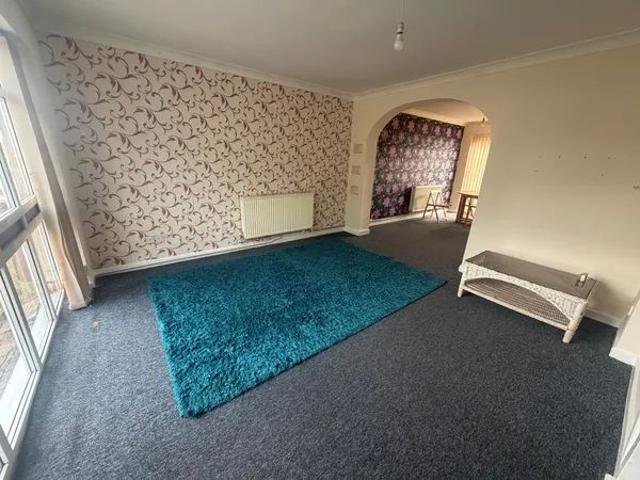 Lewthorn Rise, Wolverhampton, WV4 5EA, Property for rent