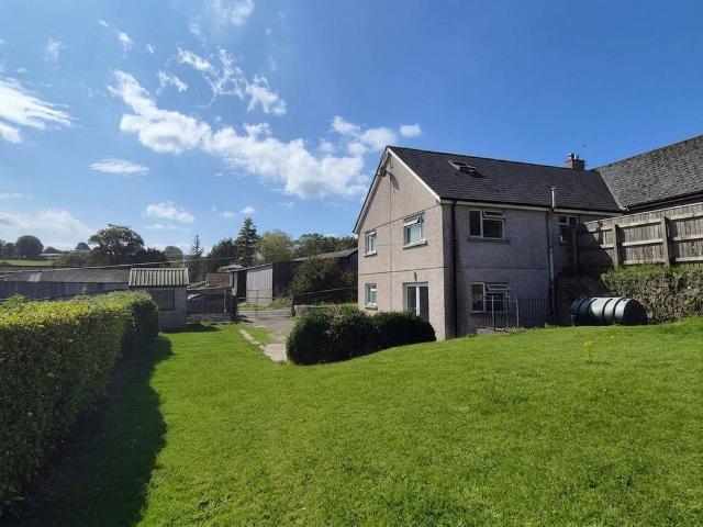 Lewdown, Okehampton, EX20 5 bed semi detached house to rent £1,200 pcm £277 pw