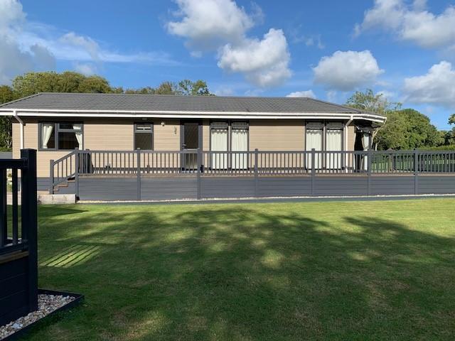 Lewes Road, Uckfield, TN22 2 bed property to rent £2,200 pcm £508 pw