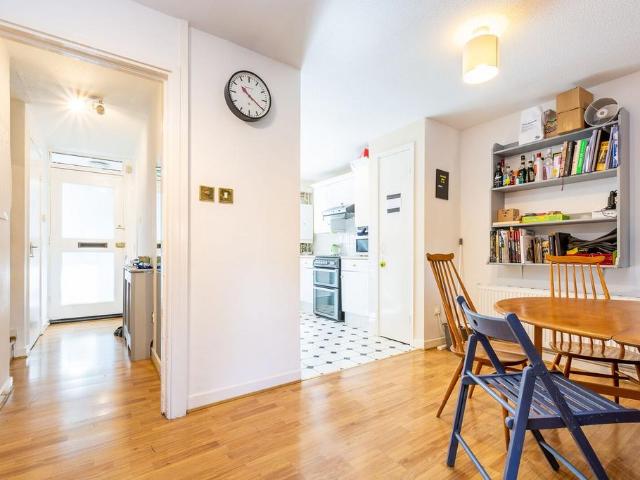 Lewesdon Close, Southfields, London. 3 bed end of terrace house to rent £2,701 pcm £623 pw