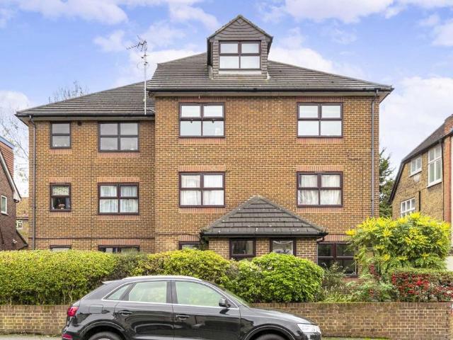 Lewin Road, London SW16 2 bed flat to rent £1,950 pcm £450 pw