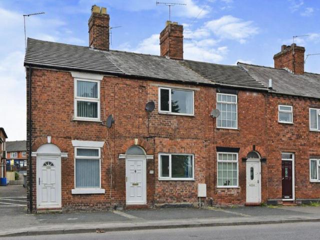 Lewin Street, Middlewich 2 bed terraced house to rent £850 pcm £196 pw