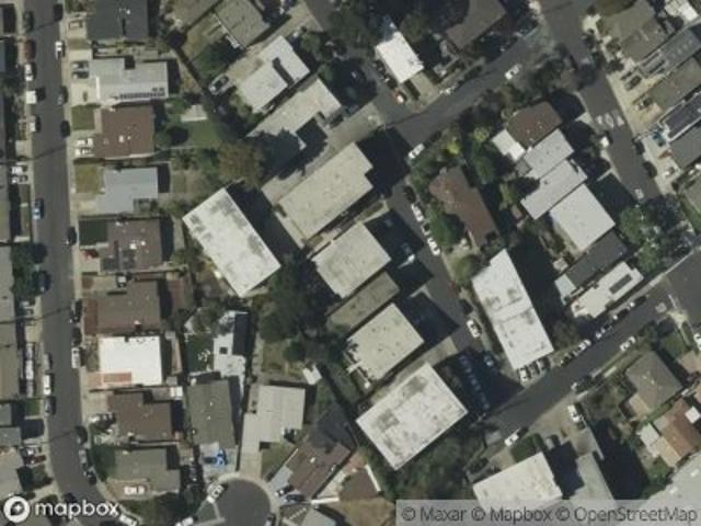 Lewis Ave