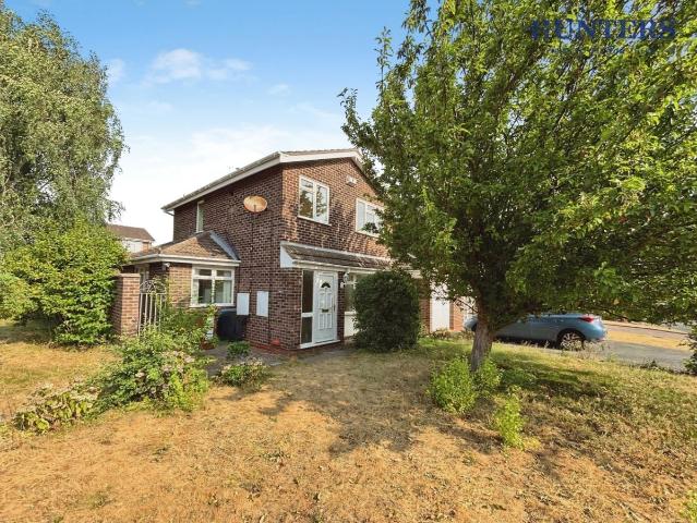Lewis Close, Lichfield WS14, 3 bed property to rent, £1,500 pcm | PrimeLocation