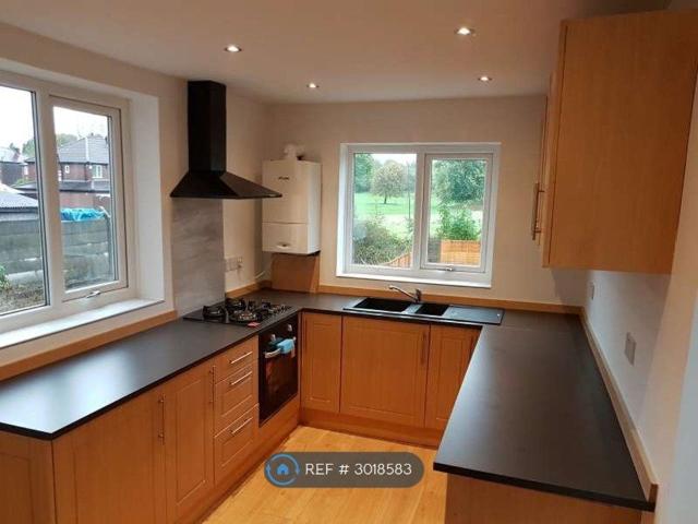 Lewis Road, Droylsden, Manchester M43, 3 bed semi detached house to rent, £1,595 pcm | PrimeLocation