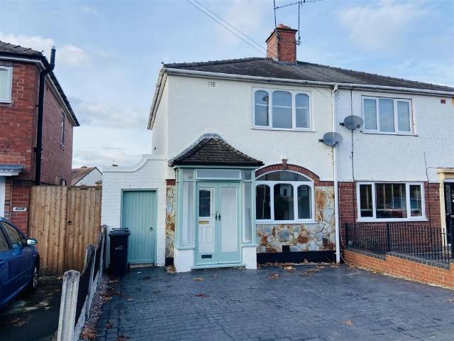 Lewis Road, Stourbridge DY9 3 bed semi detached house to rent £1,095 pcm £253 pw