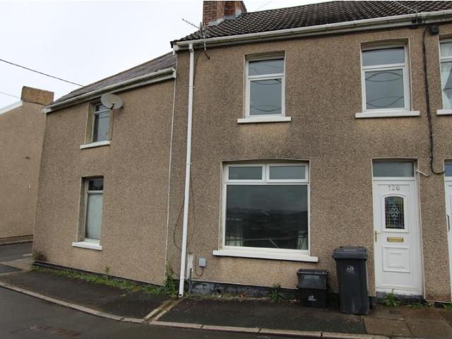 Lewis Street, Swffryd, Gwent 3 bed terraced house to rent £750 pcm £173 pw