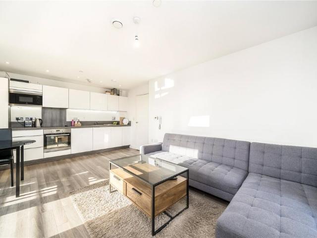 Lewisham Christian centre, Vian Street, London, SE13 7DJ, United Kingdom | 2 bed apartment for rent #140400461 | Rentberry