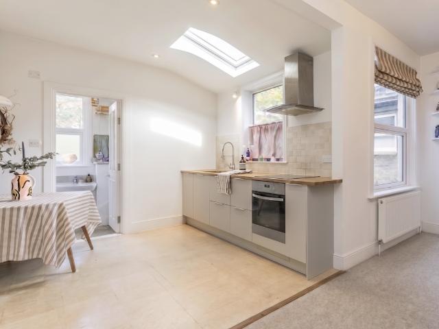 Lewisham SE13, 2 bed maisonette to rent, £2,150 pcm | PrimeLocation