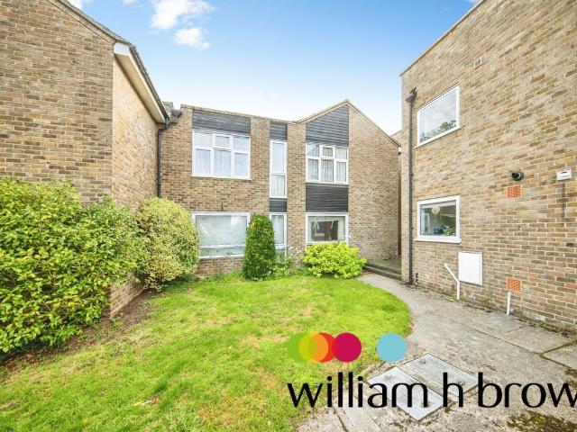 Lexden Road, Colchester CO3, 2 bed flat to rent, £950 pcm | PrimeLocation