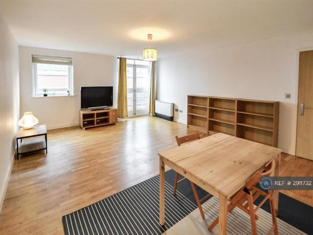 Lexington Place, Nottingham, NG1 2 bed flat to rent £1,150 pcm £265 pw