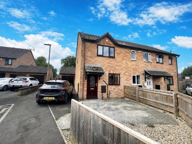 Leyton Drive, Somerset TA6 2 bed semi detached house to rent £1,100 pcm £254 pw