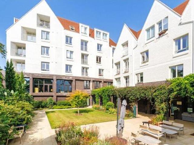 Leyton Road, Harpenden, 1 Bedroom Apartment