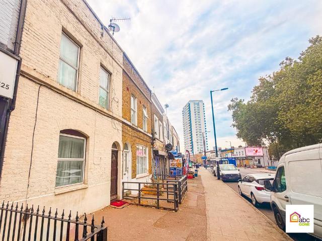 Leytonstone Road, London, E15 1TQ, UK 4 bed terraced house to rent £2,300 pcm £531 pw