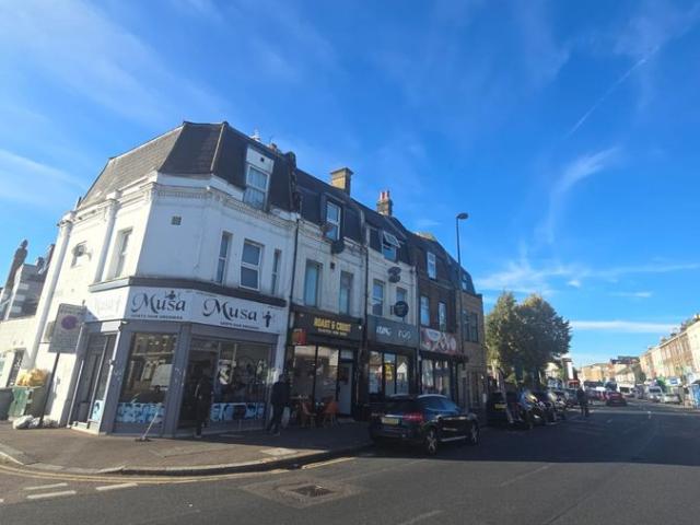 Leytonstone Road, London E15, 2 bed maisonette to rent, £1,975 pcm | PrimeLocation