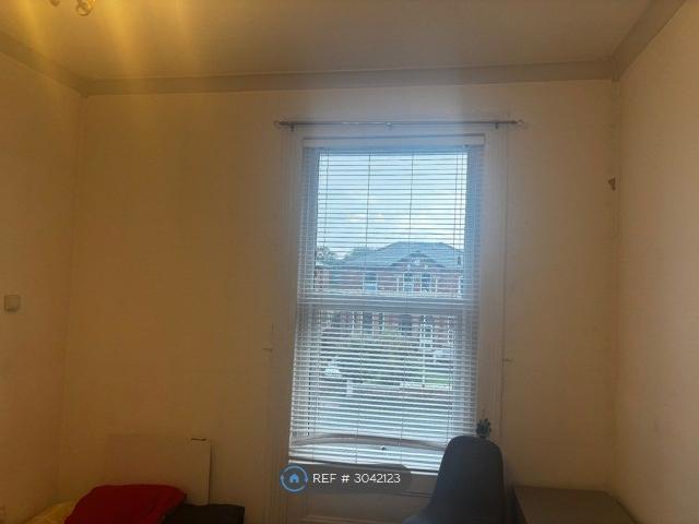 Leyland Road, Southport PR9, Studio to rent, £600 pcm | PrimeLocation
