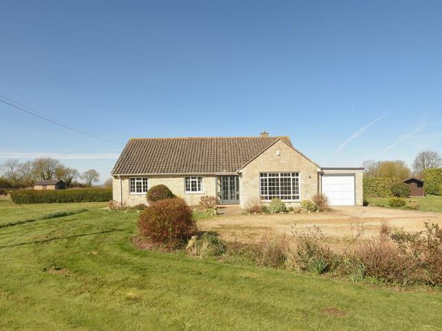 Leys Road, Cumnor, Oxford, OX2 4 bed bungalow to rent £2,525 pcm £583 pw