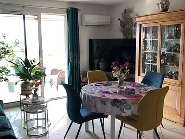 Lézignan Corbières 11200 Achat / Vente appartement 3 pièces t3 au dernier étage parking