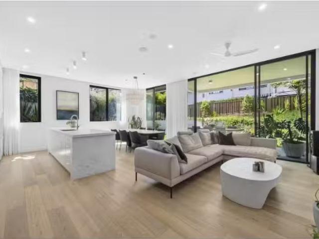 LG01/11 Ocean Avenue, Newport Apartment for rent Listed by Ch.