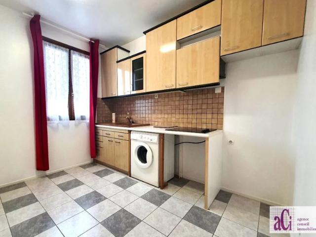 L'Hay Les Roses Appartement de 22.10m2 loué MEUBLÉ