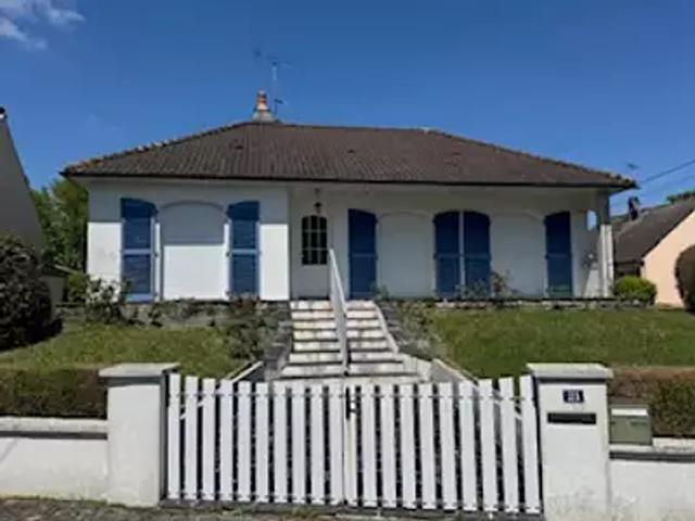 L'Huisserie 53970 Achat / Vente maison 7 pièces t7 jardin