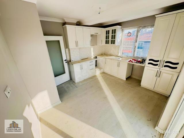 LİDER'DEN SALI PAZARI MEVKİ SIFIR EBEVEYN+KİLER TERAS BALKON 3+1