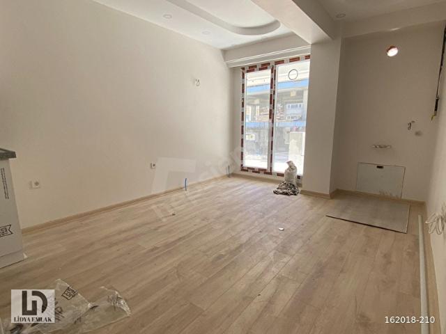 LİDYA EMLAKTAN AVCILAR CİHANGİRDE 80 m SIFIR 2+1 OTOPARKLI