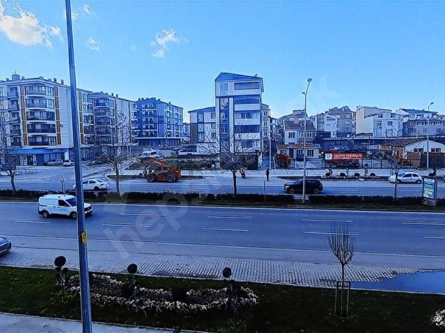 LİR DEN ALİ OSMAN ÇELEBİ BULVARINA CEPHE KİRALIK 1+1 DAİRELER