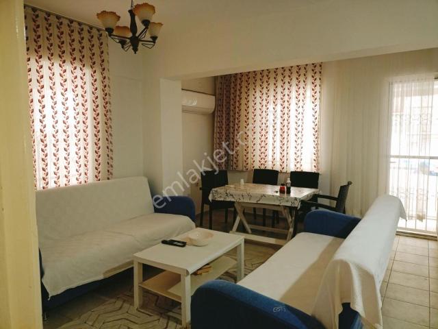 Limana Yakın Cadde Üzeri 2+1 Daire Eşyalı Kiralık Daire