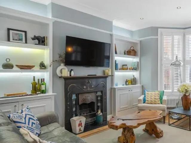 Limburg Road, London, SW11 1QT, United Kingdom | 2 bed apartment for rent #139475846 | Rentberry