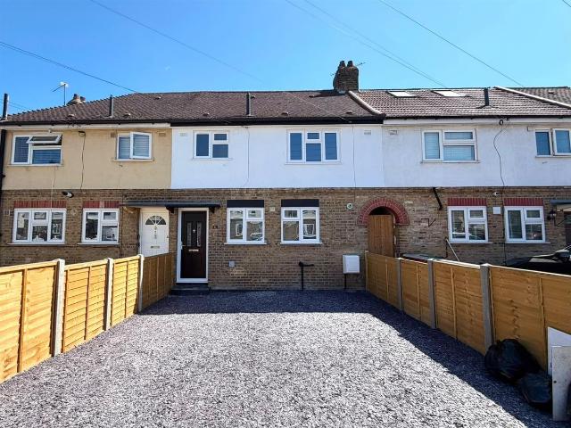 Lime Avenue, Yiewsley, West Drayton UB7, 2 bed terraced house to rent, £1,850 pcm | PrimeLocation