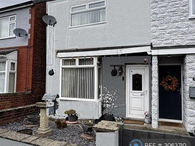 Lime Avenue, Chesterfield, S43 2 bed semi detached house to rent £850 pcm £196 pw