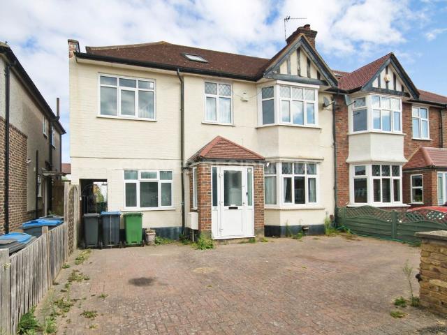 Lime Grove, New Malden KT3, 5 bed semi detached house to rent, £3,800 pcm | PrimeLocation