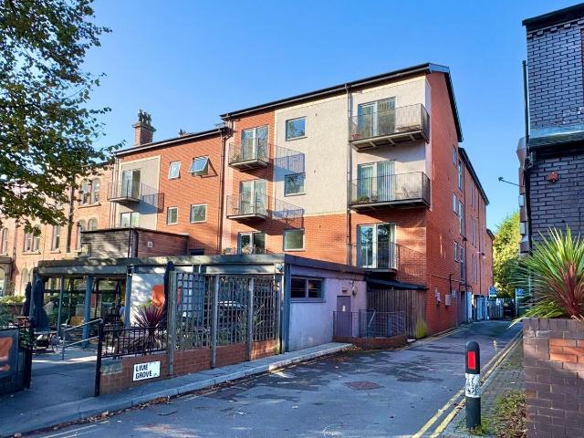 Lime Grove, Chapel Allerton, Leeds LS7, 2 bed flat to rent, £1,250 pcm | PrimeLocation