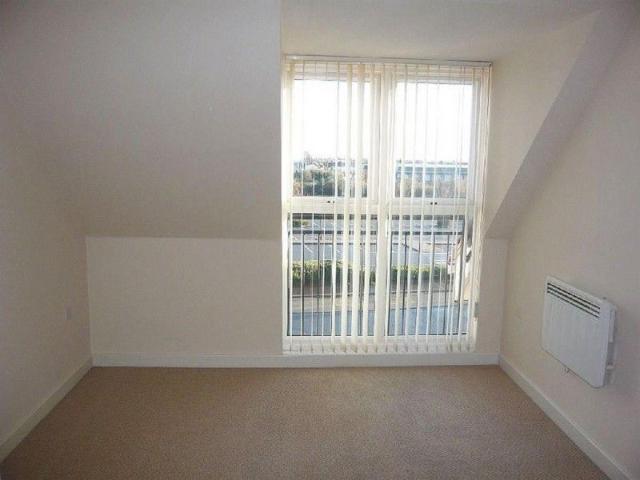 Lime Kiln Close, West Town